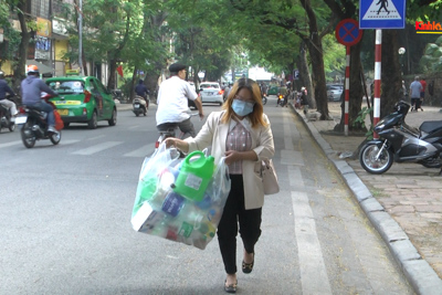 Chung tay bảo vệ môi trường với mô hình "Đổi rác lấy thực phẩm"