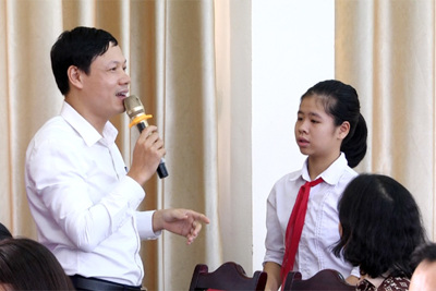 [Video] Giúp học sinh huyện Phú Xuyên tiếp cận pháp luật
