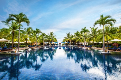 Nghỉ dưỡng sang chảnh tại Resort 5 sao đẹp nhất Cửa Đại với combo 3 ngày 2 đêm chỉ 3,9 triệu đồng/khách