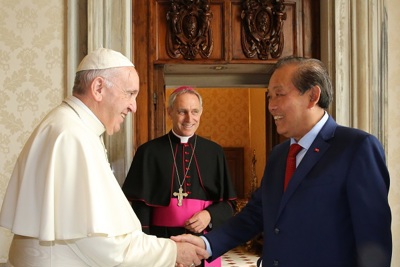 Phó Thủ tướng Trương Hòa Bình hội kiến Giáo hoàng Francis