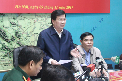 Phó Thủ tướng Trịnh Đình Dũng: Hỗ trợ kịp thời các địa phương tái thiết sau bão lũ