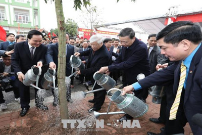 Tổng Bí thư tham dự lễ phát động Tết trồng cây tại tỉnh Hưng Yên