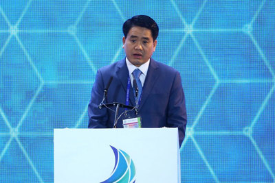 Chủ tịch Nguyễn Đức Chung: Người dân và doanh nghiệp là trung tâm phục vụ