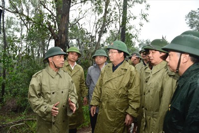 Phó Thủ tướng Trịnh Đình Dũng đến Huế chỉ đạo cứu nạn vụ sạt lở núi ở Thủy điện Rào Trăng 3