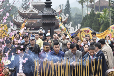 Lễ hội Hà Nội 2018: Đã bớt chướng tai gai mắt