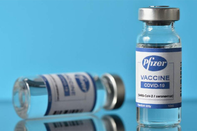 Vaccine Pfizer gia hạn sẽ tiêm cho tất cả trường hợp từ 12 tuổi trở lên