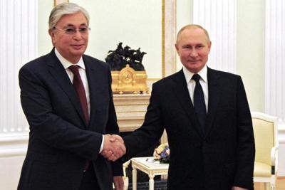 Nga "đánh cược" khi điều quân đến Kazakhstan?