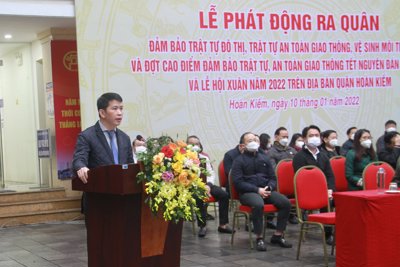 Quận Hoàn Kiếm phát động đợt cao điểm đảm bảo trật tự ATGT dịp Tết Nguyên đán và Lễ hội Xuân 2022 