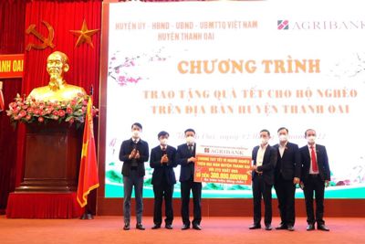 Huyện Thanh Oai chung tay chăm lo Tết cho người nghèo