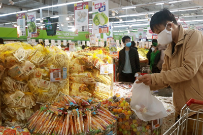 Hàng Việt chiếm ưu thế trên thị trường hàng hóa Tết 