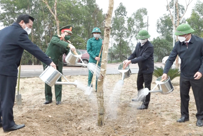 Huyện Ba Vì phấn đấu trồng 25.000 cây dịp Xuân Nhâm Dần 2022