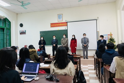 Hà Nội: Thầy cô, học sinh kể chuyện vui về ngày đến trường