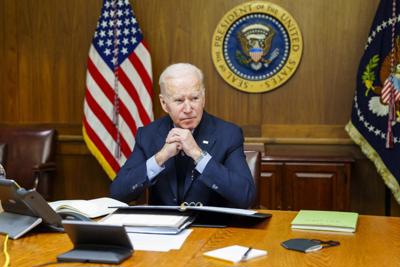 Ông Biden: Nga sẽ trả giá đắt nếu tấn công Ukraine