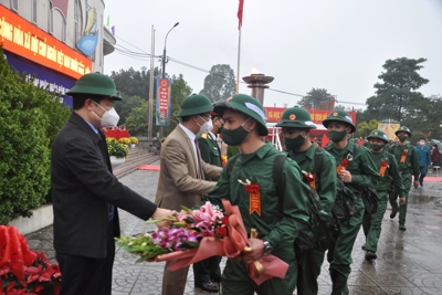 Hưng Yên: 1.800 công dân ưu tú lên đường thực hiện nghĩa vụ quân sự