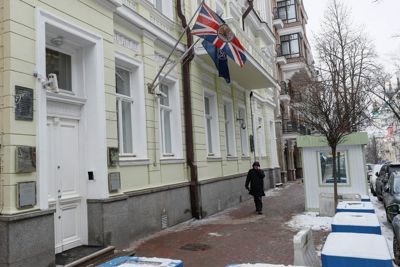 Lo ngại xung đột Nga-Ukraine, Anh dời đại sứ quán khỏi thủ đô Kiev