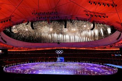 Rực rỡ sắc màu tại Lễ bế mạc Olympic mùa đông Bắc Kinh 2022