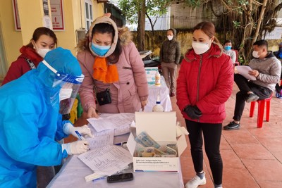 Quảng Ninh: Các Trạm Y tế dừng thu tiền test Covid-19 của người dân