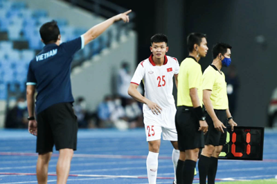 U23 Việt Nam sử dụng thủ môn đá tiền đạo để tận dụng chiều cao