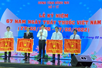 Đồng Nai tri ân cán bộ y tế nhân Ngày Thầy thuốc Việt Nam