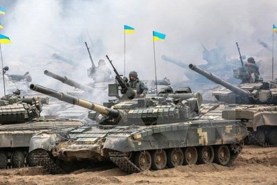 Tổng thống Nga kêu gọi quân đội Ukraine nắm quyền