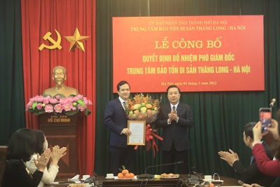 Trao quyết định bổ nhiệm Phó Giám đốc Trung tâm Bảo tồn di sản Thăng Long–Hà Nội