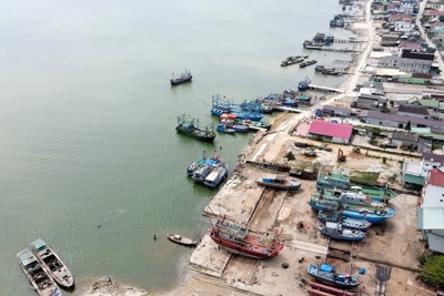 Quảng Trị: Ngư dân khó bám biển khi giá nhiên liệu tăng