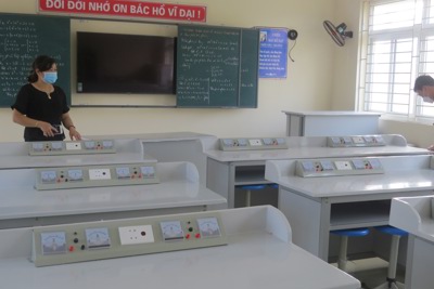Huyện Phú Xuyên đấu thầu gói mua sắm trang thiết bị trường học đúng quy định
