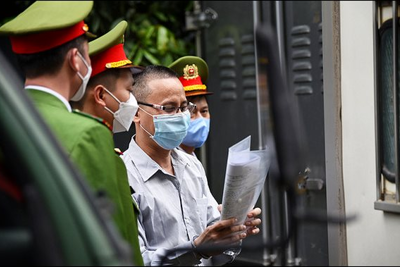 Bị cáo Lê Văn Dũng bị phạt 5 năm tù vì tuyên truyền chống Nhà nước