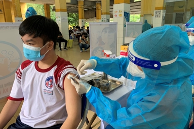 Huyện Đông Anh: Tỷ lệ tiêm vaccine phòng Covid-19 cho học sinh đạt gần 99%