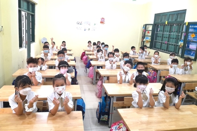 Hà Nội: Ngày 6/4, tỷ lệ học sinh tiểu học đến trường đạt hơn 92% 