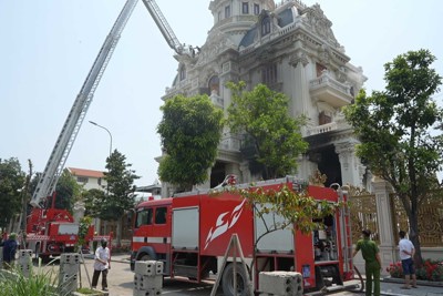 Đã xác định nguyên nhân ban đầu vụ cháy tòa biệt thự ở Quảng Ninh
