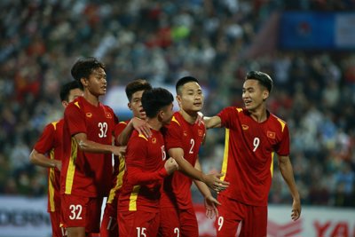 Hùng Dũng không thi đấu, U23 Việt Nam vất vả cầm hoà U20 Hàn Quốc