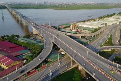Phạt gần 200 phương tiện vi phạm tại giao cắt Nguyễn Khoái - cầu Vĩnh Tuy