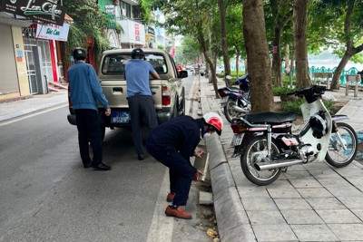 Ra quân xử lý vi phạm trật tự đô thị trên phố Nhật Chiêu