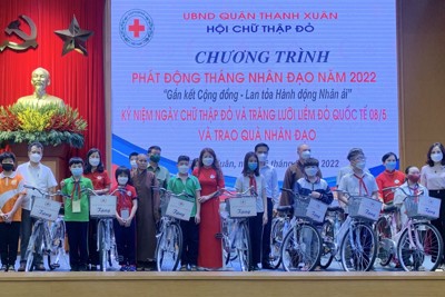 Quận Thanh Xuân: Tặng 29 xe đạp cho học sinh có hoàn cảnh khó khăn