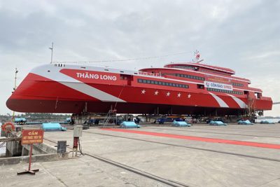 Hạ thủy siêu tàu khách cao tốc lớn nhất Việt Nam