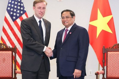 Cố vấn An ninh Hoa Kỳ cam kết tiếp tục hỗ trợ Việt Nam chống Covid-19