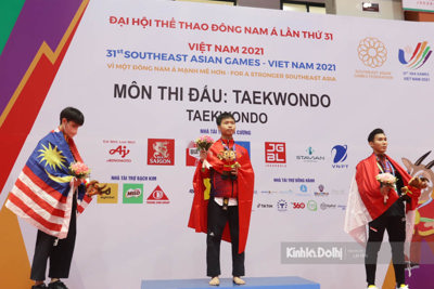 Chàng trai chân đất vượt qua biến cố giành HCV Taekwondo