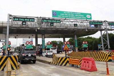 Công bố đường dây nóng hỗ trợ chủ xe đi cao tốc Hà Nội-Hải Phòng