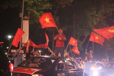 Người dân hân hoan cùng chiến thắng của U23 Việt Nam