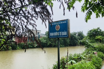 Xã Vĩnh Quỳnh (huyện Thanh Trì):  Nhanh chóng khắc phục rác thải xả  trên sông, hồ