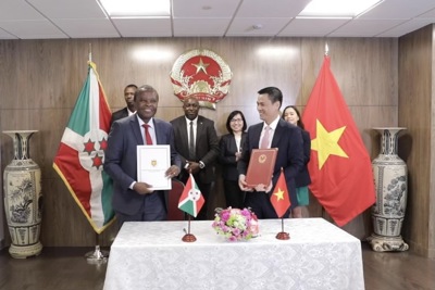 Việt Nam - Burundi ký hiệp định miễn thị thực