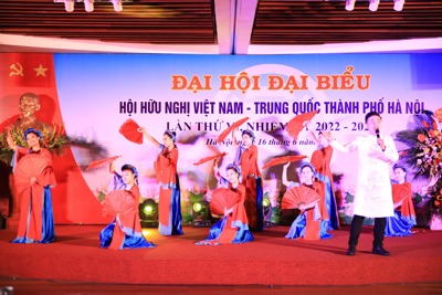 Vun đắp tình hữu nghị Việt Nam - Trung Quốc ngày càng sâu sắc, bền chặt