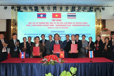 Thắt chặt quan hệ hợp tác giữa 3 tỉnh Quảng Trị - Savannakhet - Mukdahan