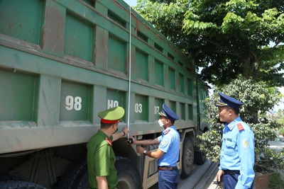 Hà Nội: Xử phạt mạnh tay đối với phương tiện cơi nới thành thùng