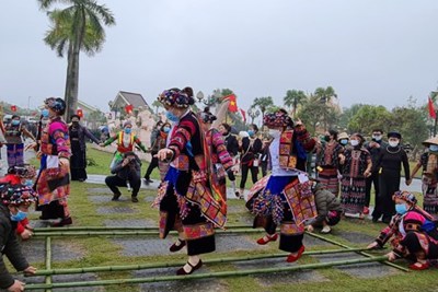 “Làng với tuổi thơ” với nhiều hoạt động hấp dẫn