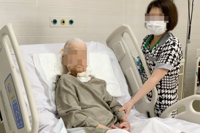Điều trị thành công cho cụ bà 90 tuổi mắc Covid-19 ở mức độ nguy kịch