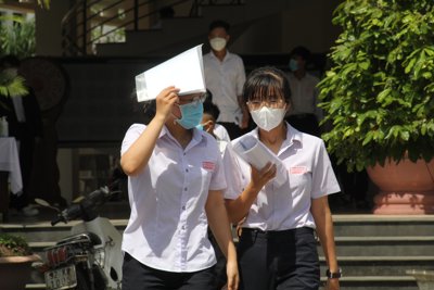 Hơn 16.000 thí sinh Quảng Nam hoàn thành môn đầu tiên kỳ thi tốt nghiệp THPT