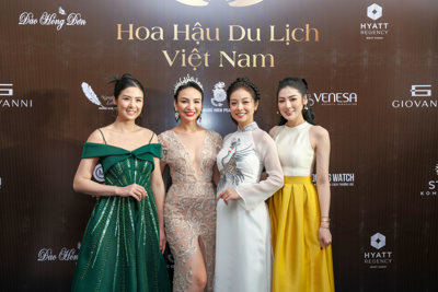 Các nàng hậu khoe sắc tại họp báo Hoa hậu Du lịch Việt Nam 2022