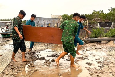 Thiên tai gây thiệt hại nghiêm trọng tại nhiều tỉnh Đồng bằng sông Cửu Long